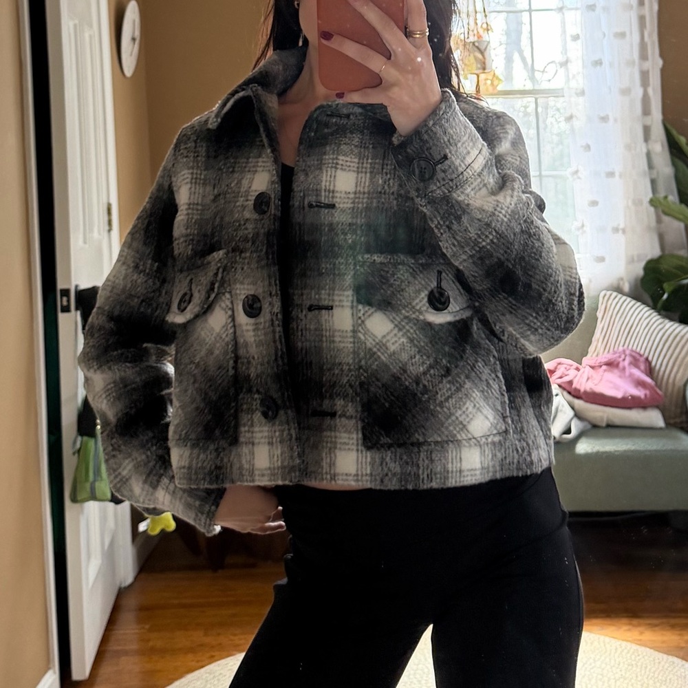Banana Republic Plaid Cropped Jacket